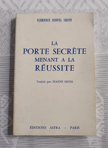 Porte secrète menant - porte, la